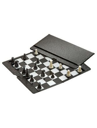 SCACCHIERA CON PEZZI IN PLASTICA MAGNETICI