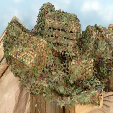 GREEN CAMOUFLAGE NETTING