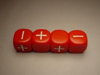 FUDGE DICE RED (4)