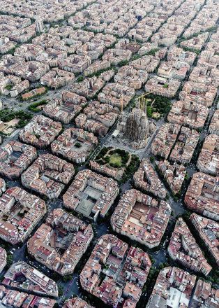 PUZZLE 1000: BARCELLONA VISTA DALL'ALTO