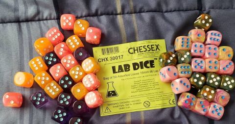 SACCHETTO 50 DADI 6 F. 16 MM. LAB